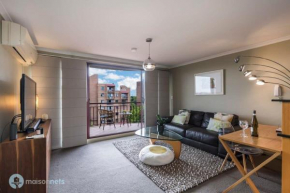 Surry Hills with views pool gym plus parking, Sydney